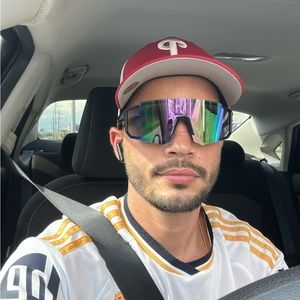 Meet your Posher, Juan manuel